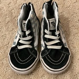 High top black and checker vans